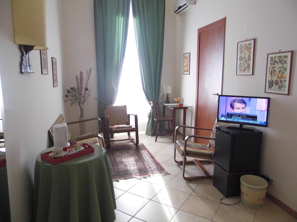 לינה וארוחת בוקר קטנזארו La Residenza Dei Nobili חדר תמונה