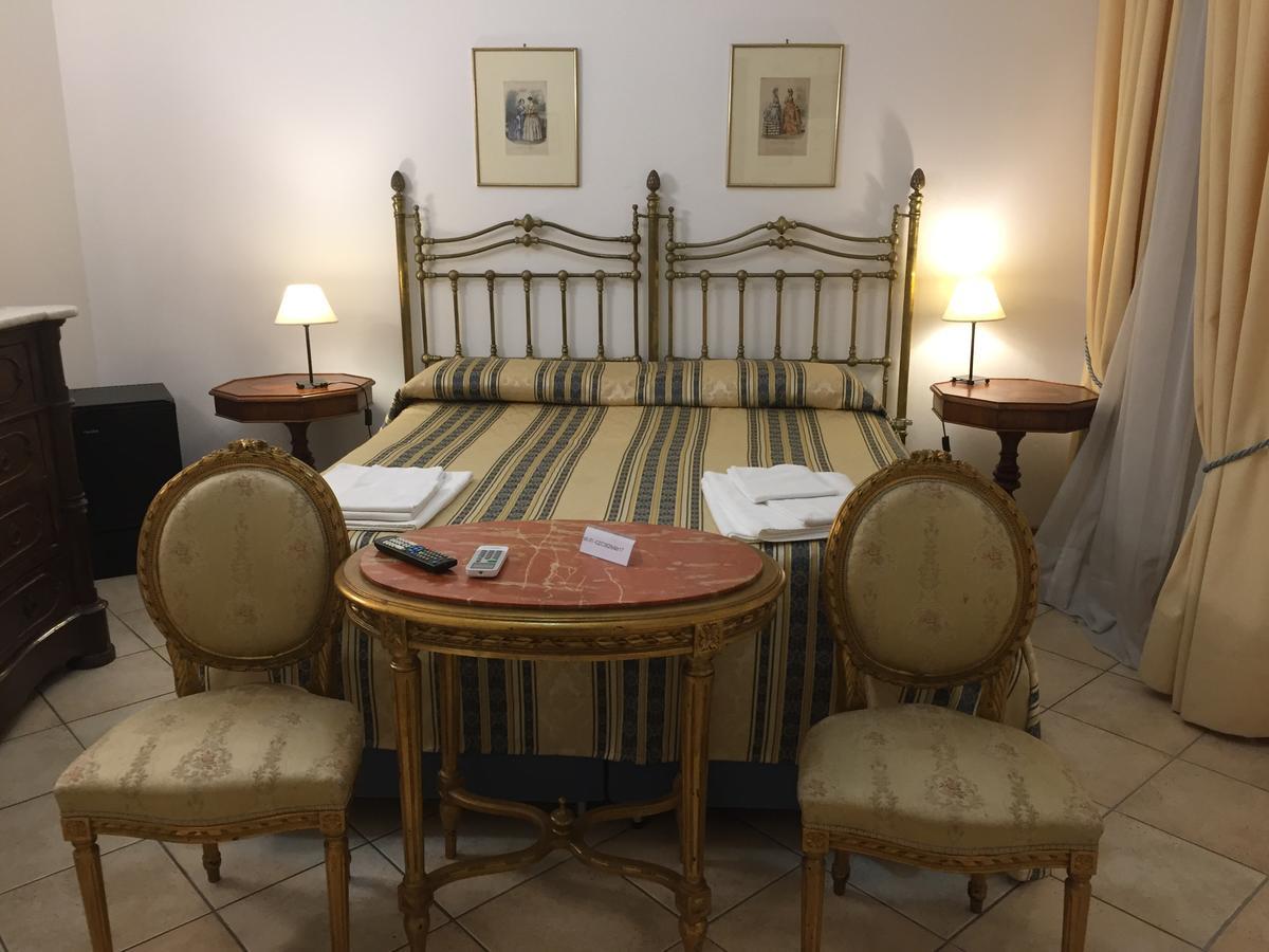 לינה וארוחת בוקר קטנזארו La Residenza Dei Nobili מראה חיצוני תמונה