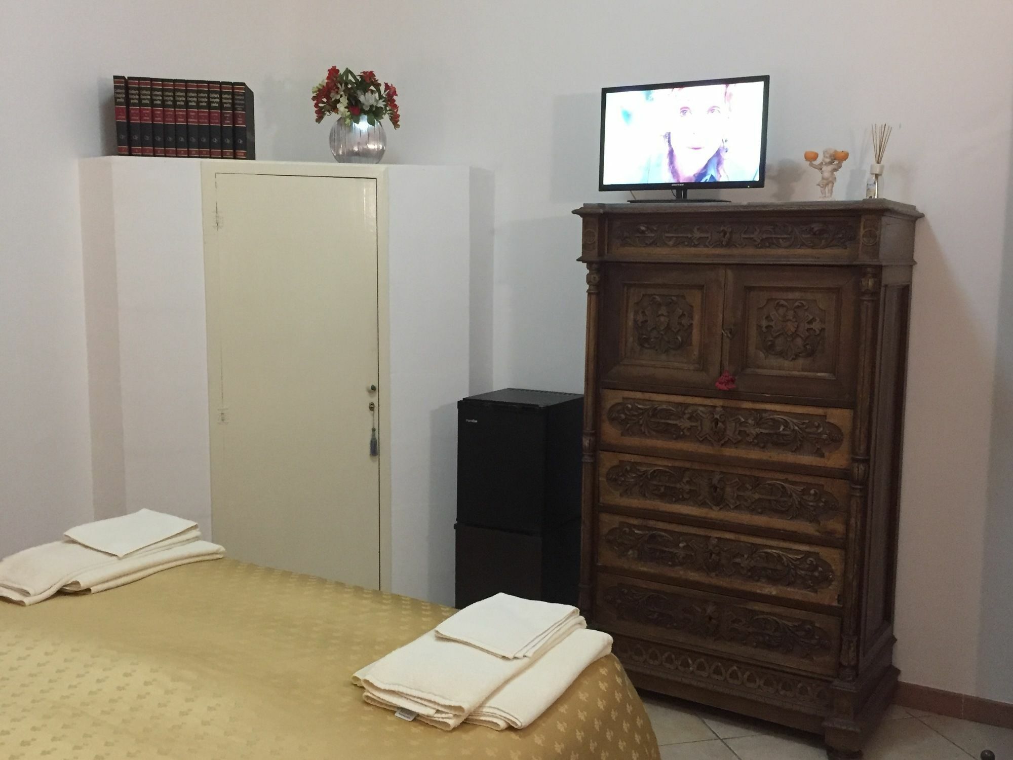לינה וארוחת בוקר קטנזארו La Residenza Dei Nobili מראה חיצוני תמונה